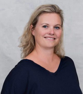 Nadja original verkleinert zugeschnitten